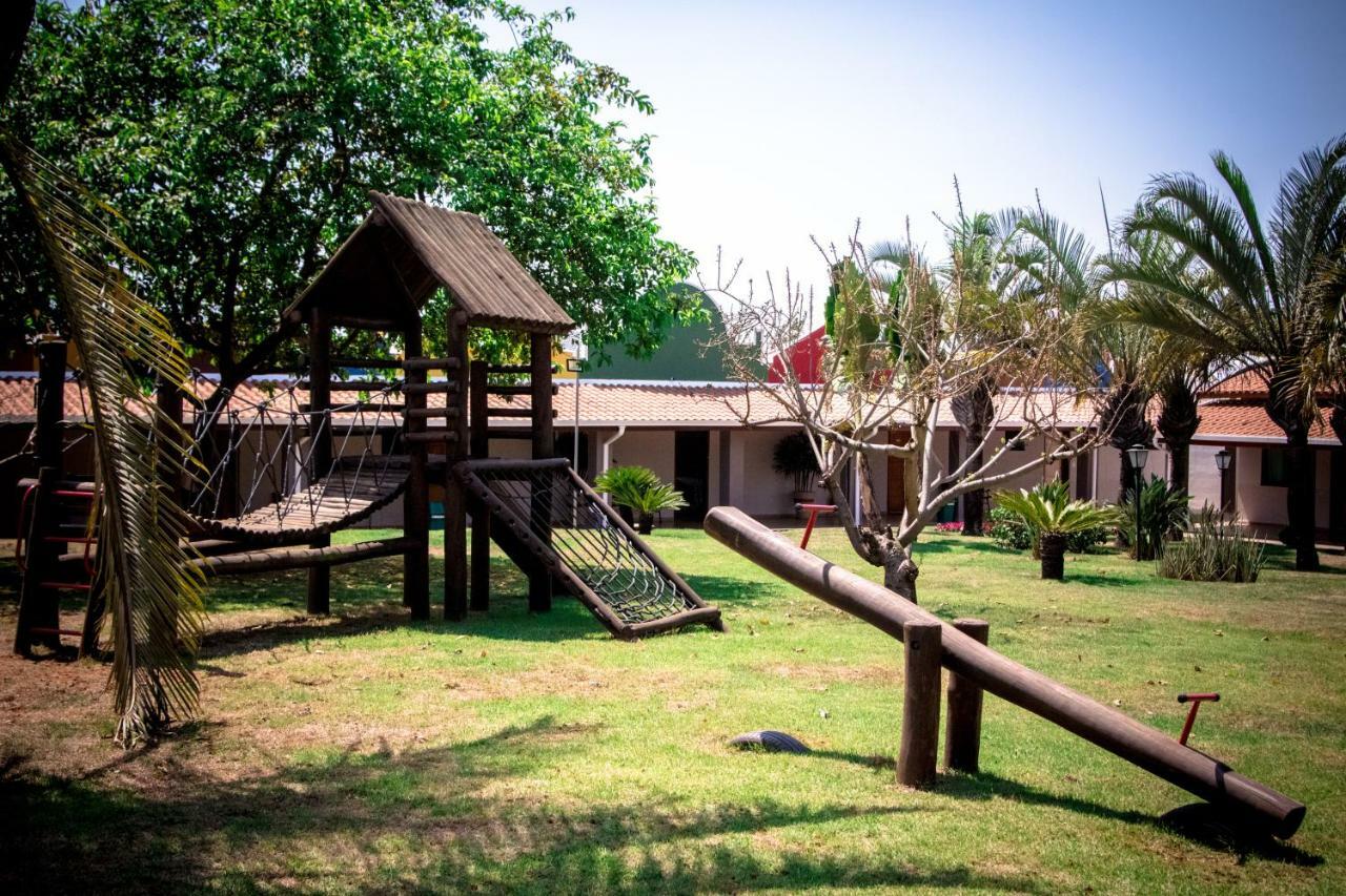Villa De Holanda Parque Hotel Holambra Zewnętrze zdjęcie
